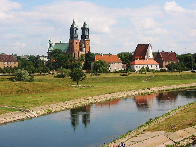 800px Ostrow Tumski widokowka Poznan